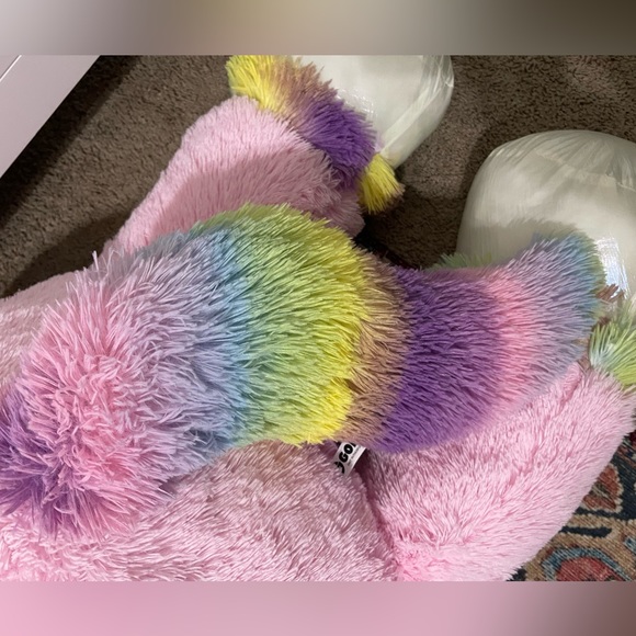 Goffa Jumbo 48” pink/rainbow unicorn plush. Like new - Picture 4 of 8